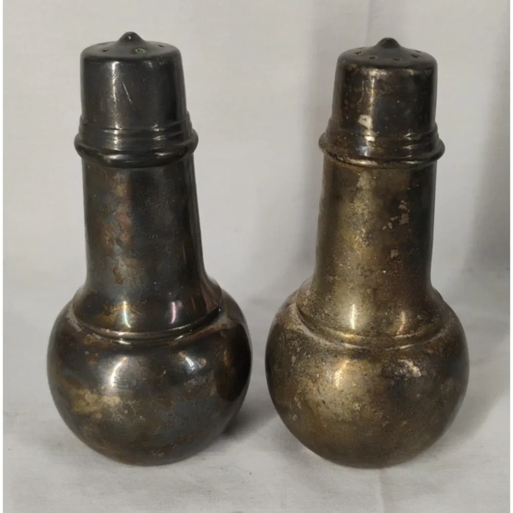 International Silver Co. Salt & Pepper‎ Shakers Vintage Silver Plate 4